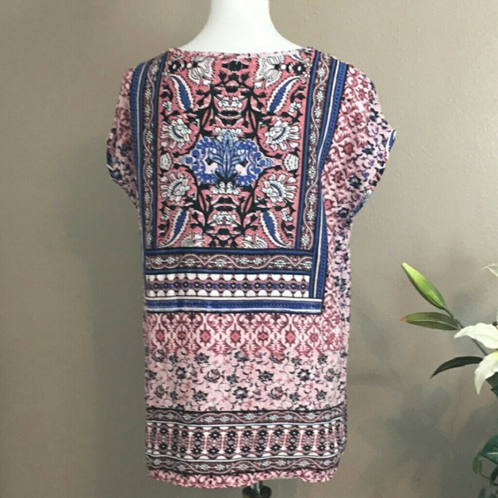 NWT. Bohemian Style Loose Blouse - Picture 3 of 5